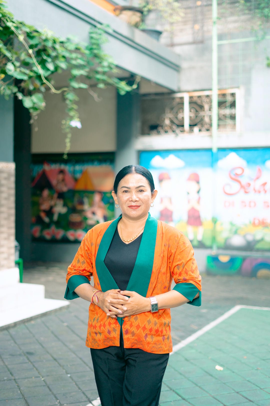 Ni Nyoman Suartiniasih, S.Pd.