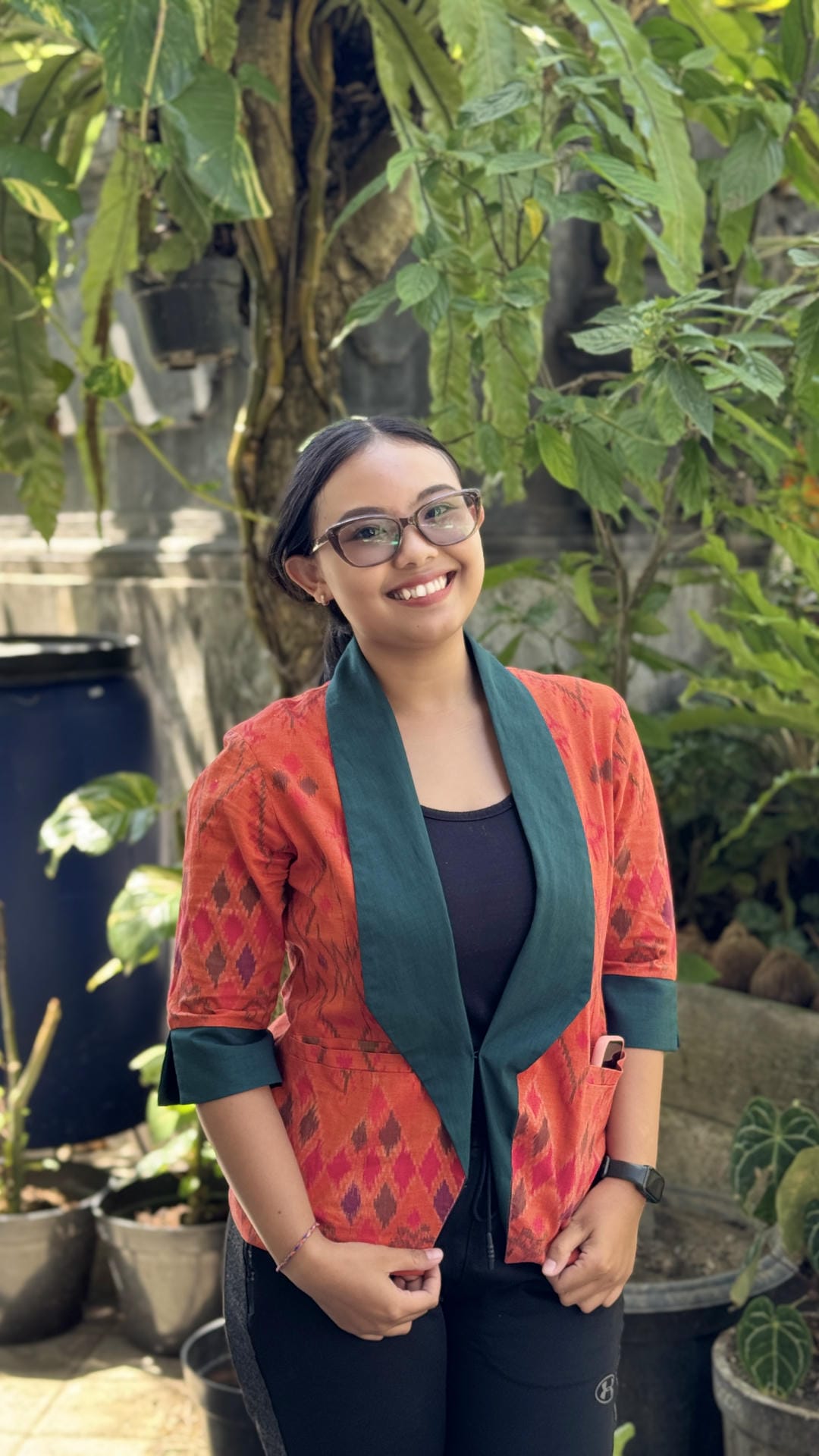 Anak Agung Ayu Ari Arumuni, S.Pd.
